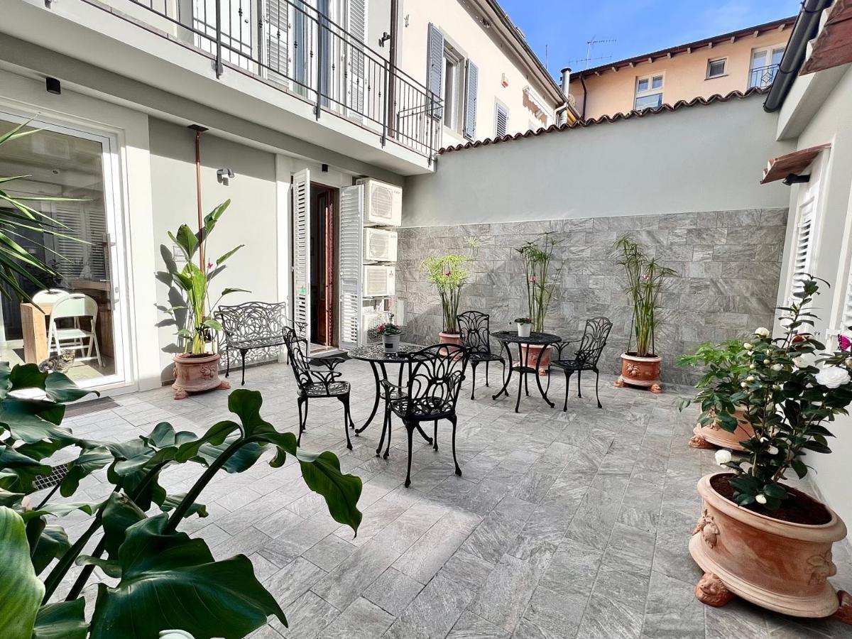Lucentum Bed & Breakfast Prato  Exterior photo