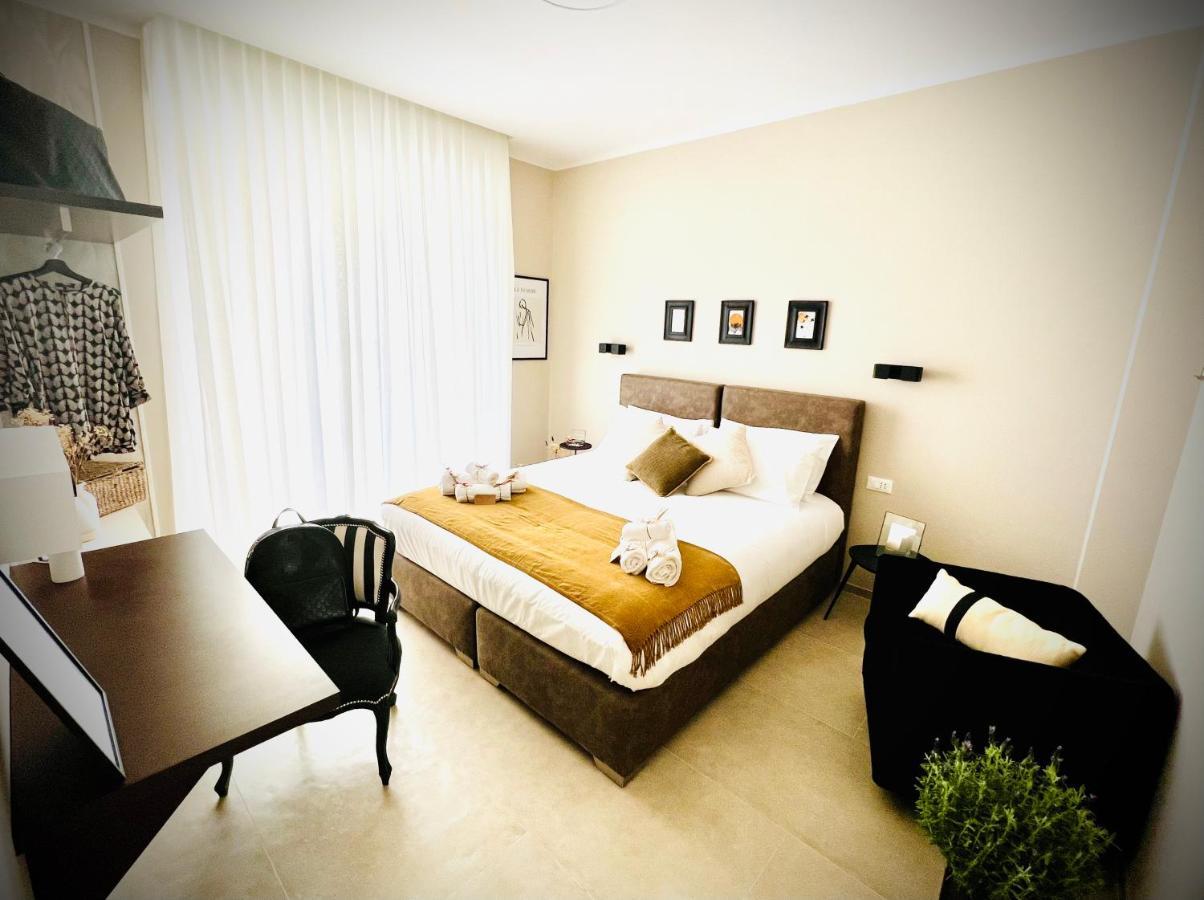 Lucentum Bed & Breakfast Prato  Exterior photo