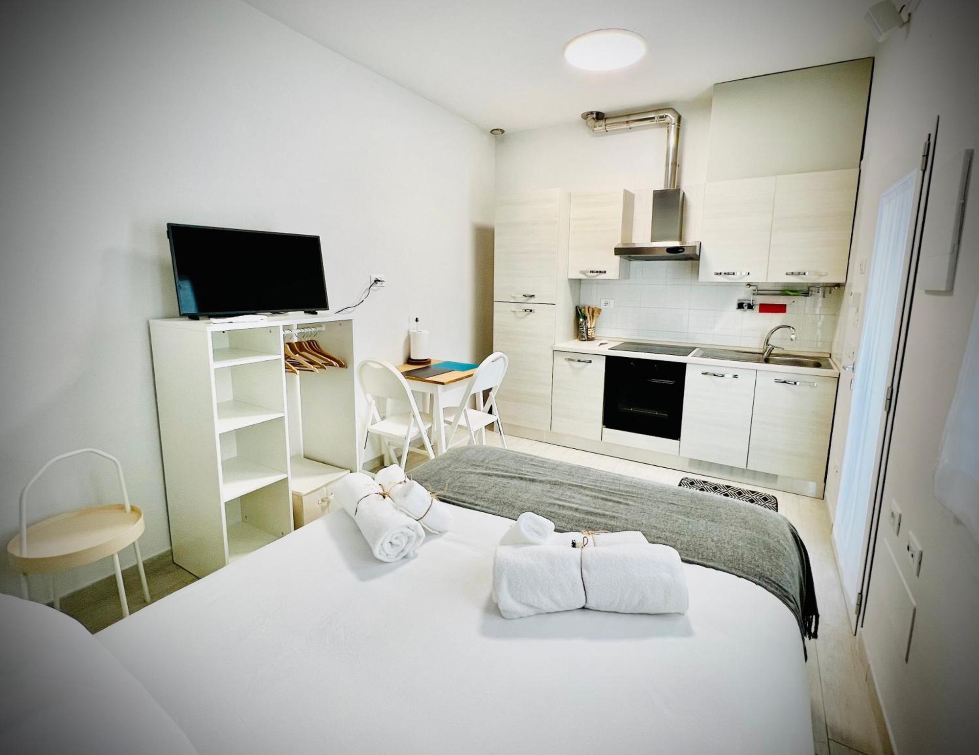 Lucentum Bed & Breakfast Prato  Exterior photo